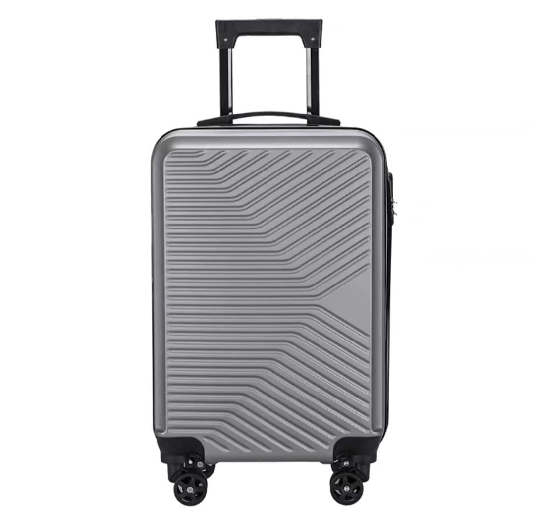 Cabin Pro Kofer tvrdi 55cm Srebrne boje